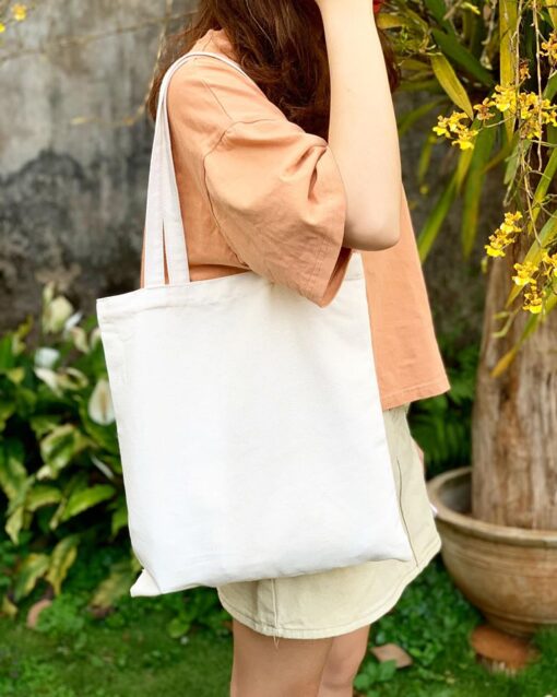 Lightweight Canvas Tote Bag – Everyday Shoulder Carry